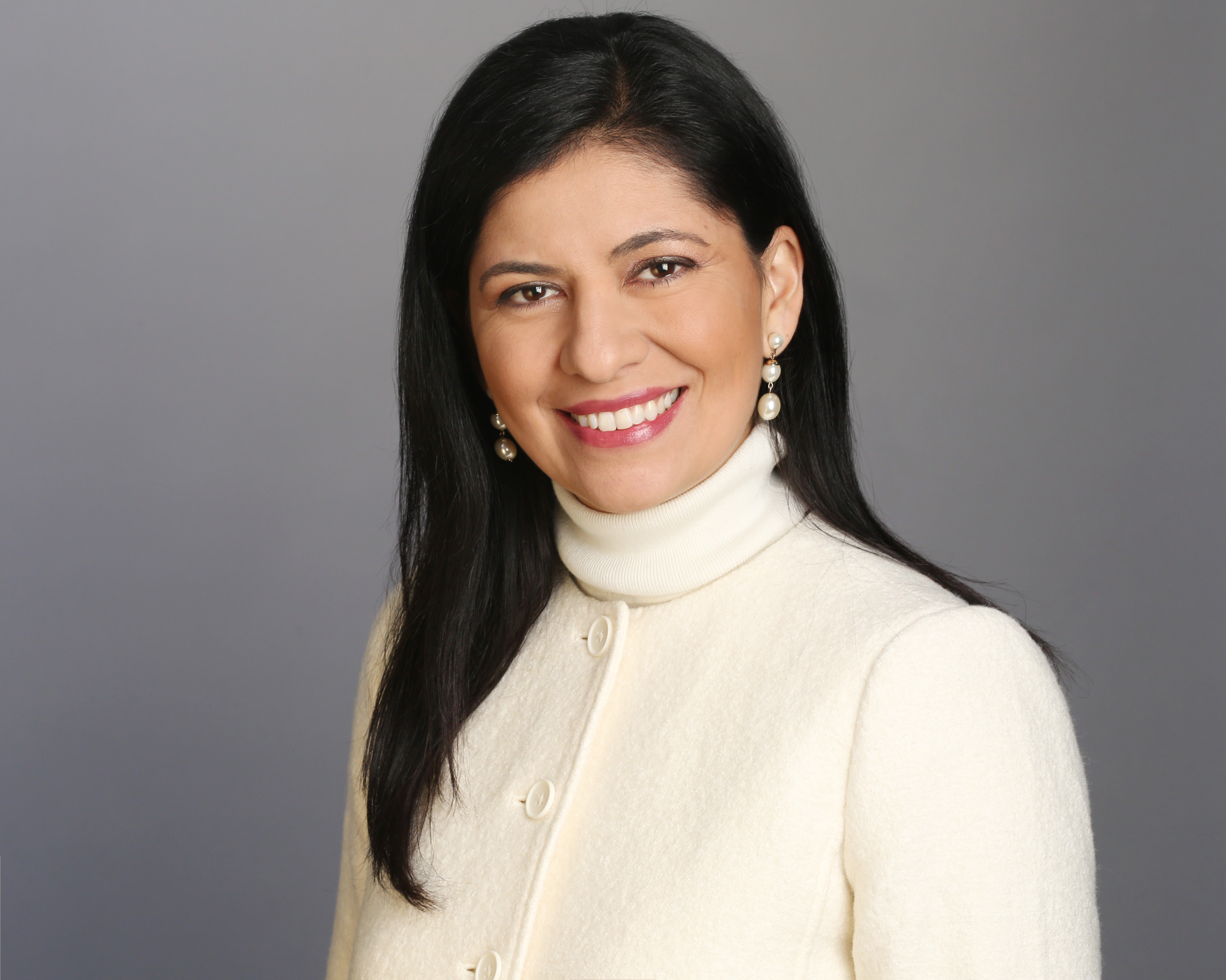 Marcela Manjarrez (Hawn) (BS 1998)
